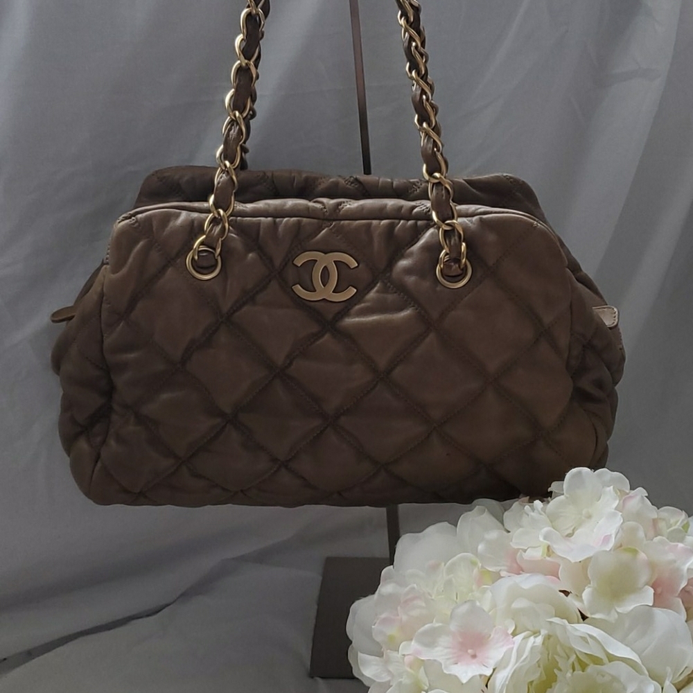 AUTH CHANEL bubble handbag tote purse GHW